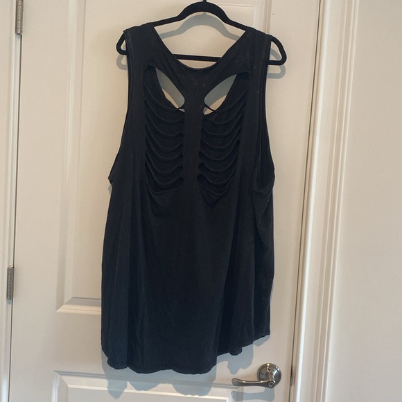 Torrid MTV tank - Picture 2 of 3